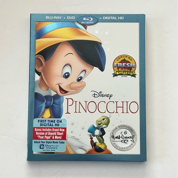 Disney The Signature Collection Bundle of 4 Blu-Ray+DVD+Digital Code NEW - Picture 9 of 10